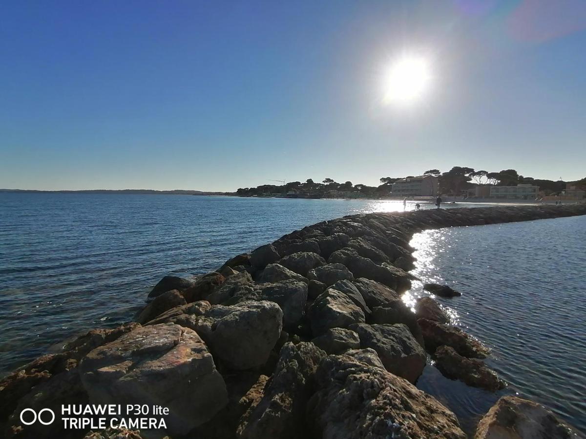 Beautiful Renovated Studio With View- Old Hyères المظهر الخارجي الصورة