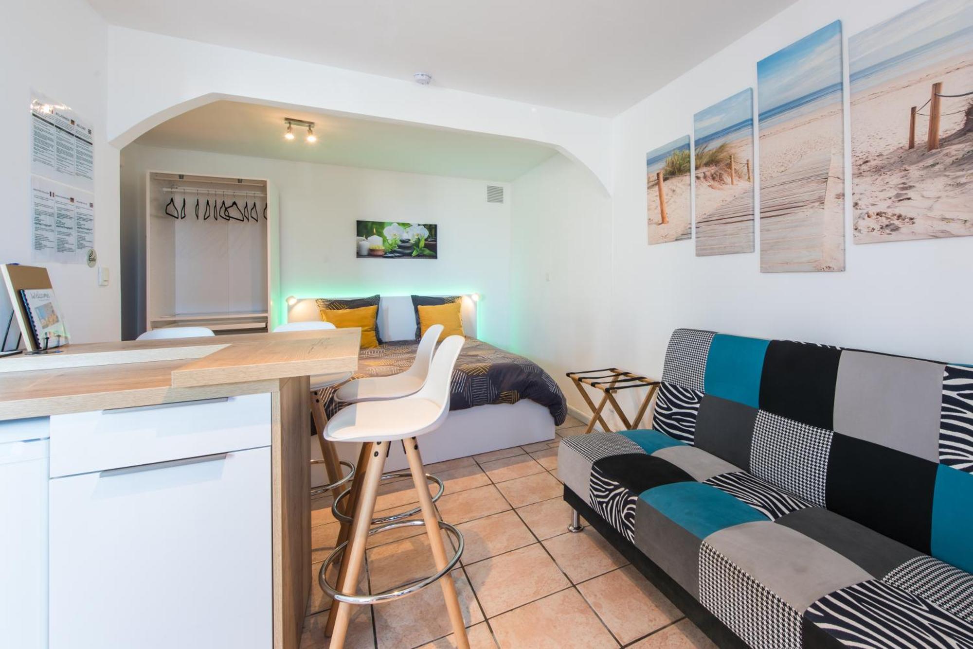Beautiful Renovated Studio With View- Old Hyères المظهر الخارجي الصورة
